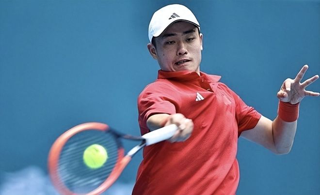 林德洛夫坐 林德洛夫坐