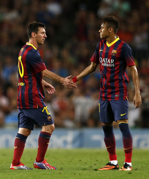 对于巴塞罗 对于巴塞罗